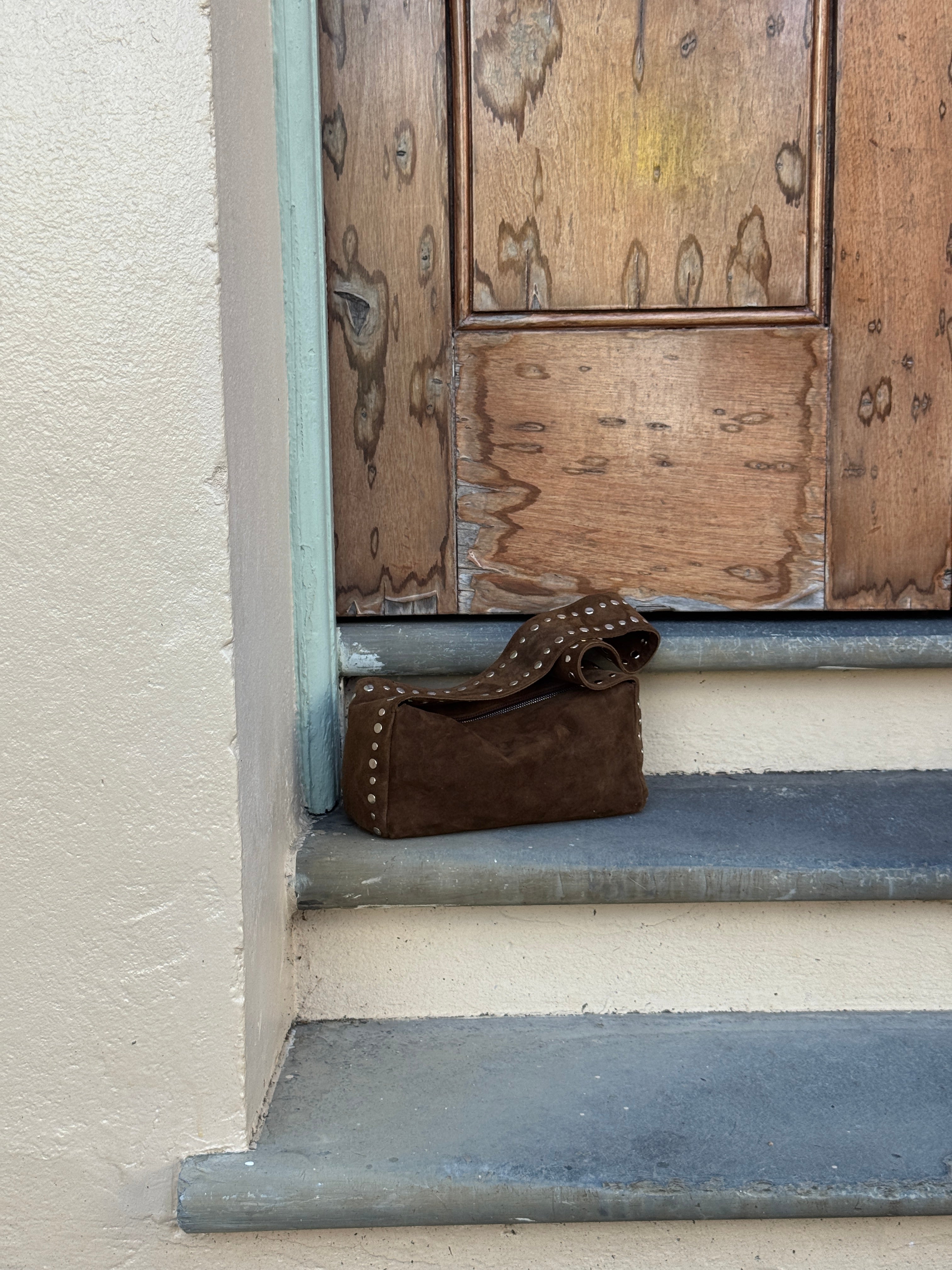 QUEENIE | BROWN SUEDE